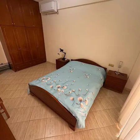 Neli & Apartment